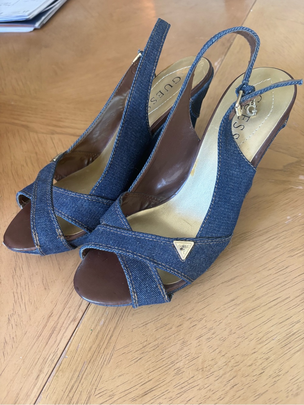 Stylish GUESS denim wedge sandals in women’s size 9M. ✨